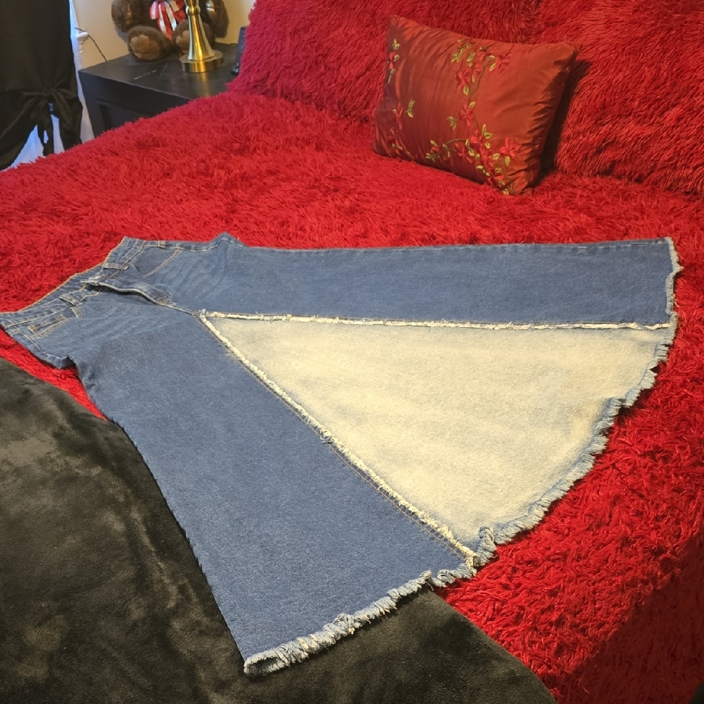 SHEIN Blue and Light Blue A-Line Denim Skirt